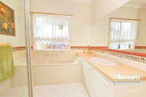 Property photo of 17 Paterson Drive Lynbrook VIC 3975