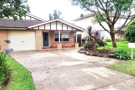 3 Melba Pl, St Helens Park, NSW 2560