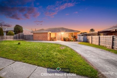 Property photo of 13 Heather Court Hampton Park VIC 3976