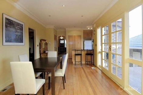 Property photo of 61 Stonebridge Way Attwood VIC 3049