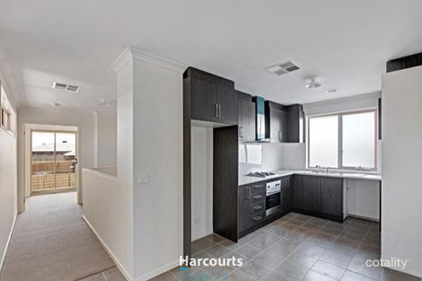 Property photo of 9 Jellis Avenue South Morang VIC 3752