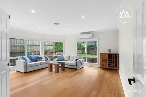 Property photo of 12 Heatherwood Grove Langwarrin VIC 3910