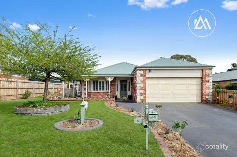Property photo of 12 Heatherwood Grove Langwarrin VIC 3910