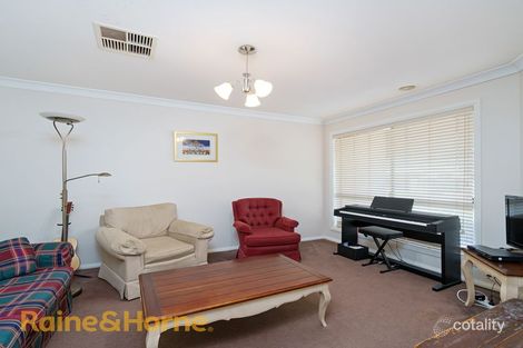 Property photo of 16 Mima Street Glenfield Park NSW 2650