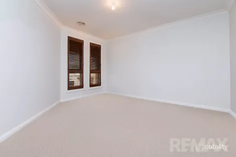 Property photo of 53 Rainbow Drive Estella NSW 2650