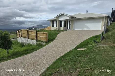 6 Wandsworth St, Cranley, QLD 4350