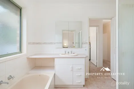 Property photo of 45 Camp Street Beechworth VIC 3747