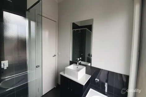 Property photo of 47B Carinish Road Clayton VIC 3168