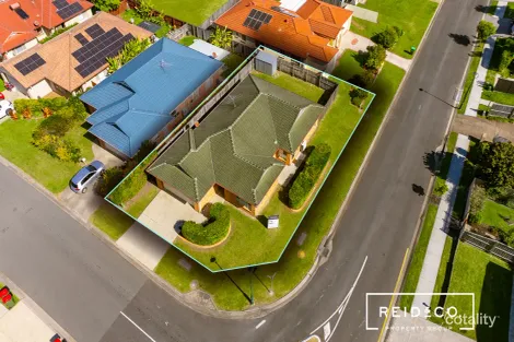 Property photo of 1 Fleet Drive Kippa-Ring QLD 4021