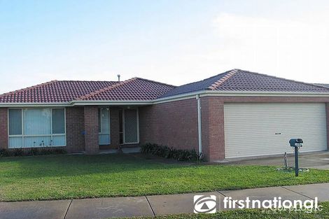 Property photo of 33 Michelle Drive Berwick VIC 3806