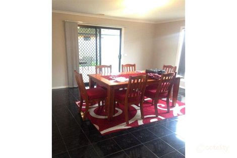 Property photo of 50 Wakenshaw Crescent Pakenham VIC 3810