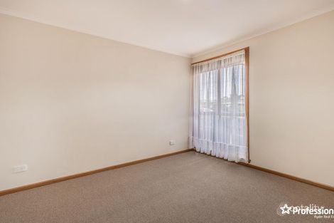 Property photo of 1/2 Frobisher Street Melton VIC 3337