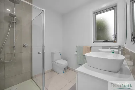 Property photo of 2/54 Kookaburra Avenue Werribee VIC 3030