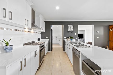 Property photo of 22-28 Canopus Crescent Lara VIC 3212