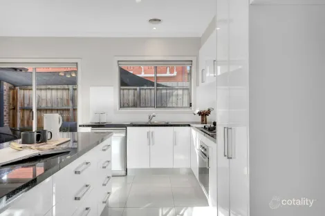 Property photo of 3/60 Bowes Avenue Airport West VIC 3042