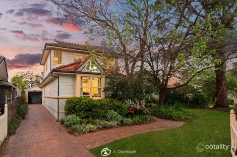 6 Derna Rd, Holsworthy, NSW 2173