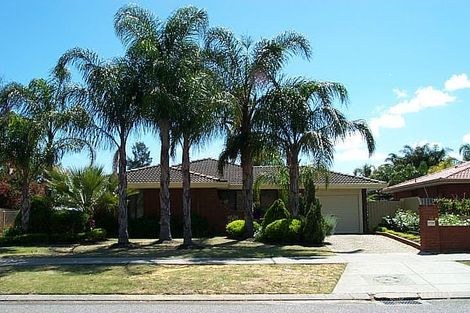 42 Ashburton Dr, Gosnells, WA 6110