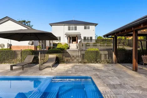 Property photo of 64 Hillview Parade Ashmore QLD 4214