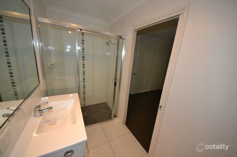 Property photo of 15 Kerrie Meares Crescent Gracemere QLD 4702
