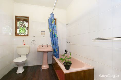 Property photo of 27 Lind Avenue Southport QLD 4215