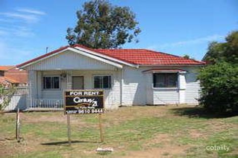 Property photo of 166 Kalang Road Edensor Park NSW 2176