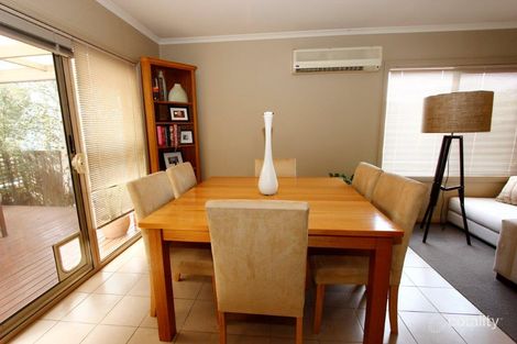 Property photo of 2/21 The Avenue Belmont VIC 3216