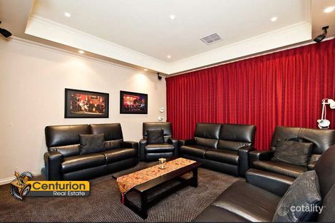 Property photo of 10 Knox Cove Wilson WA 6107