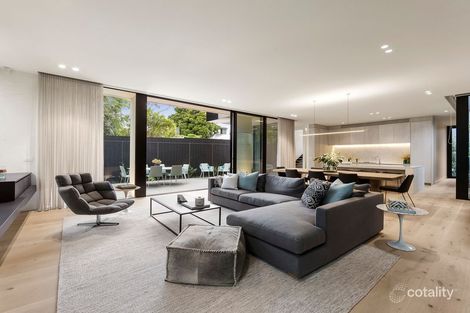 Property photo of 31 Mathoura Road Toorak VIC 3142