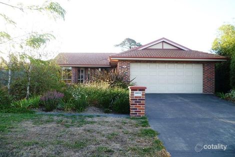 48 Faversham Ave, Lake Gardens, VIC 3355