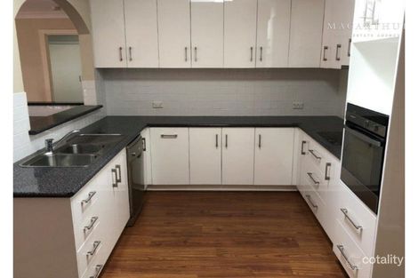 Property photo of 35 Beltana Avenue Mount Austin NSW 2650