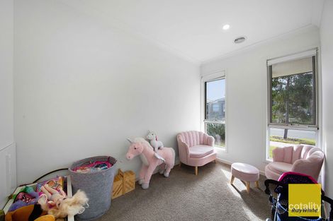 Property photo of 43 Hodgson Avenue Tarneit VIC 3029