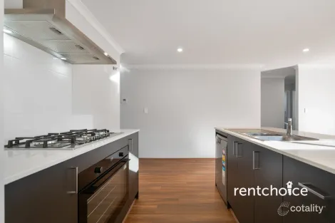 12 Camperdown Way, Lakelands, WA 6180