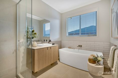 Property photo of 11 Poppy Street Mickleham VIC 3064