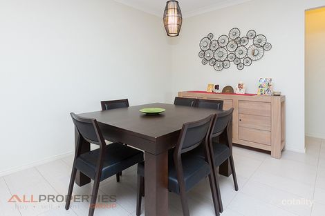 Property photo of 40 Gardenia Circuit Heathwood QLD 4110