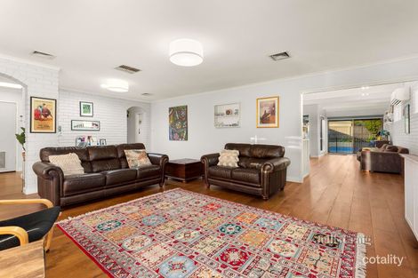 Property photo of 22 Caravelle Crescent Strathmore Heights VIC 3041