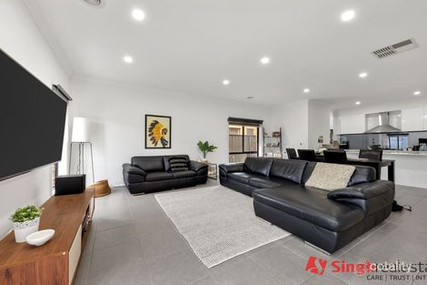 Property photo of 11 Strachan Rise Mernda VIC 3754