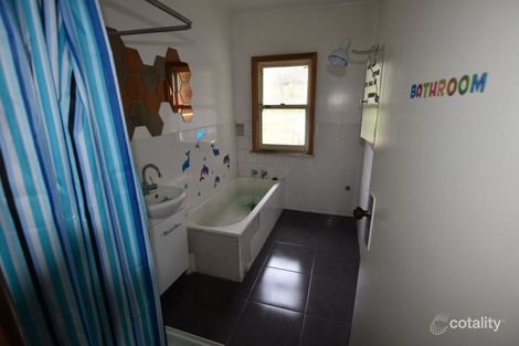 Property photo of 64 Creeleys Road Western Creek TAS 7304