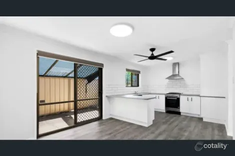 35 Limpus St, Urangan, QLD 4655