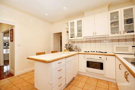 Property photo of 26 Wallen Road Ormond VIC 3204