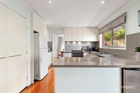 Property photo of 6 Mark Court Chadstone VIC 3148