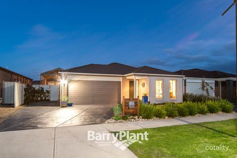 Property photo of 7 Celebration Circuit Pakenham VIC 3810