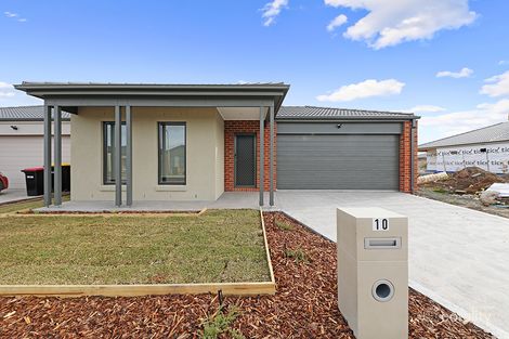 Property photo of 10 Bixby Avenue Wallan VIC 3756