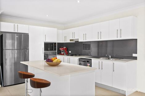 Property photo of 11A Cascade Circuit Albion Park NSW 2527