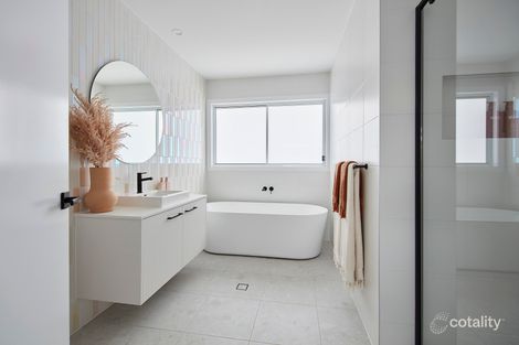 Property photo of 5 Ashbrook Drive Catherine Field NSW 2557