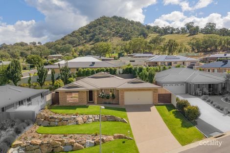 Property photo of 41 Brewer Drive West Wodonga VIC 3690