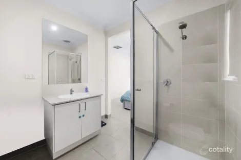 Property photo of 1 Boxer Drive Wyndham Vale VIC 3024