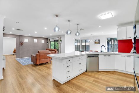 Property photo of 31 Elkhorn Way Point Cook VIC 3030