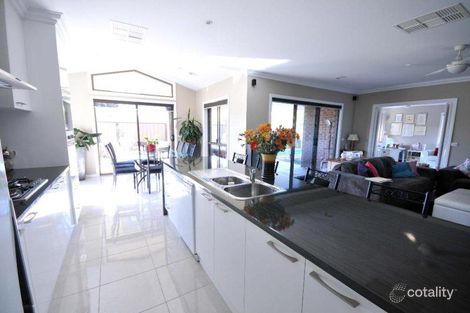 Property photo of 3 Rivergum Drive East Albury NSW 2640