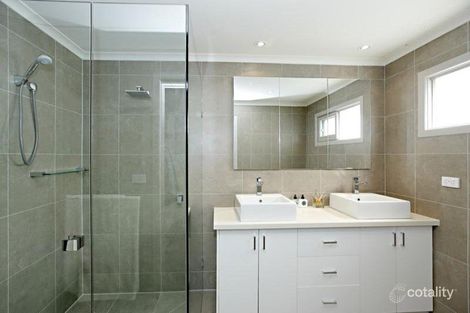 Property photo of 31 Olympic Avenue Cheltenham VIC 3192