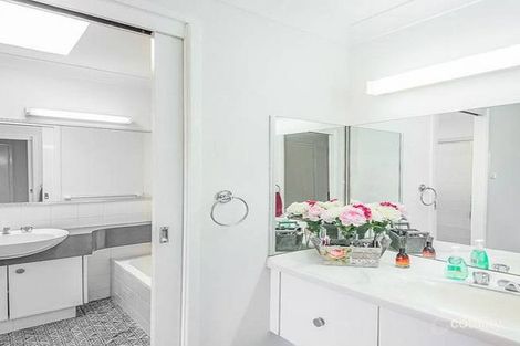 Property photo of 3 Hudson Place Ingleburn NSW 2565